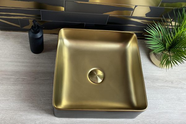 amb-lavabo-black-gold-2000x